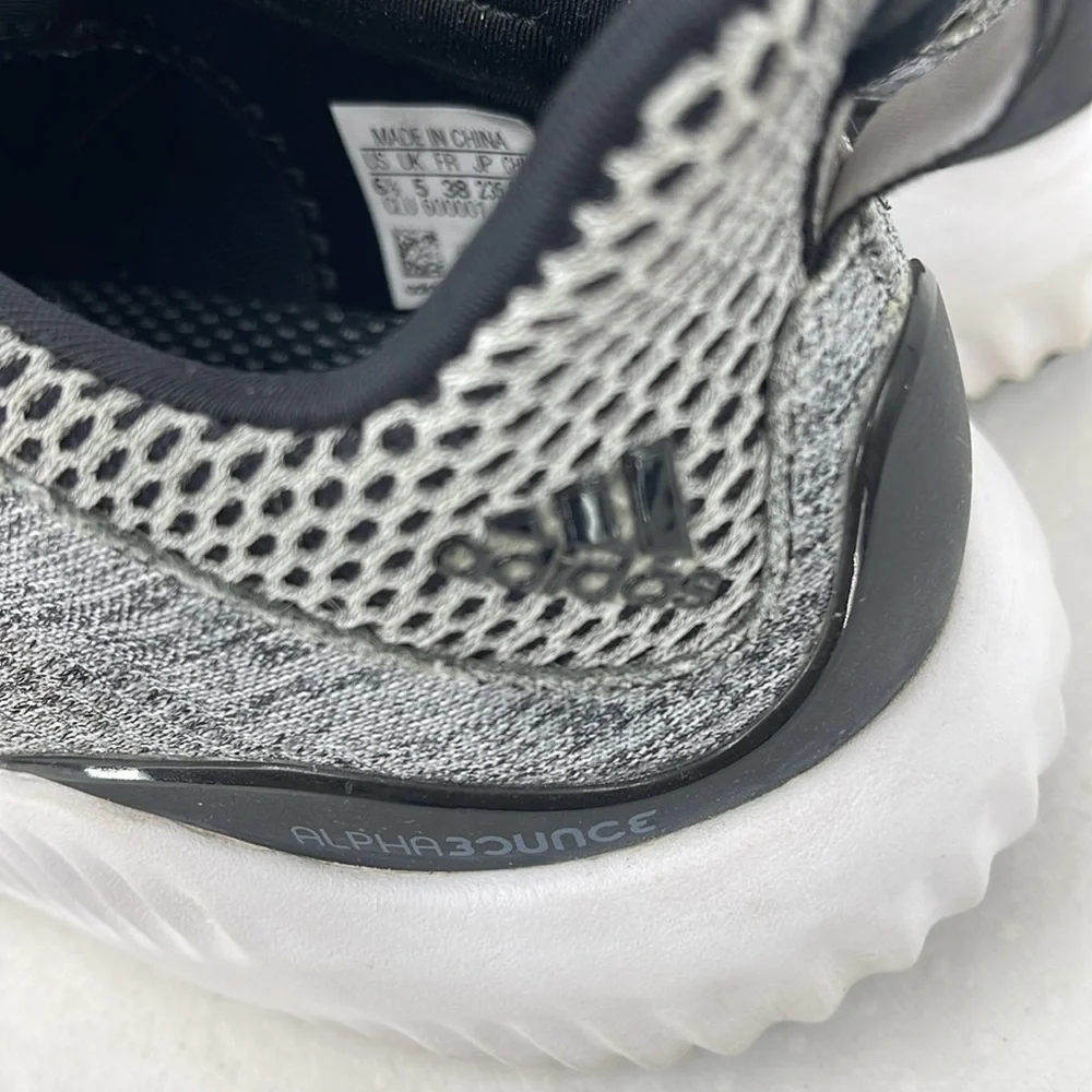 ADIDAS ALPHA BOUNCE SIZE 6.5 Gray Athletic Shoes